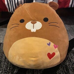 Chip The Beaver Squishmallow 20” pillow hearts